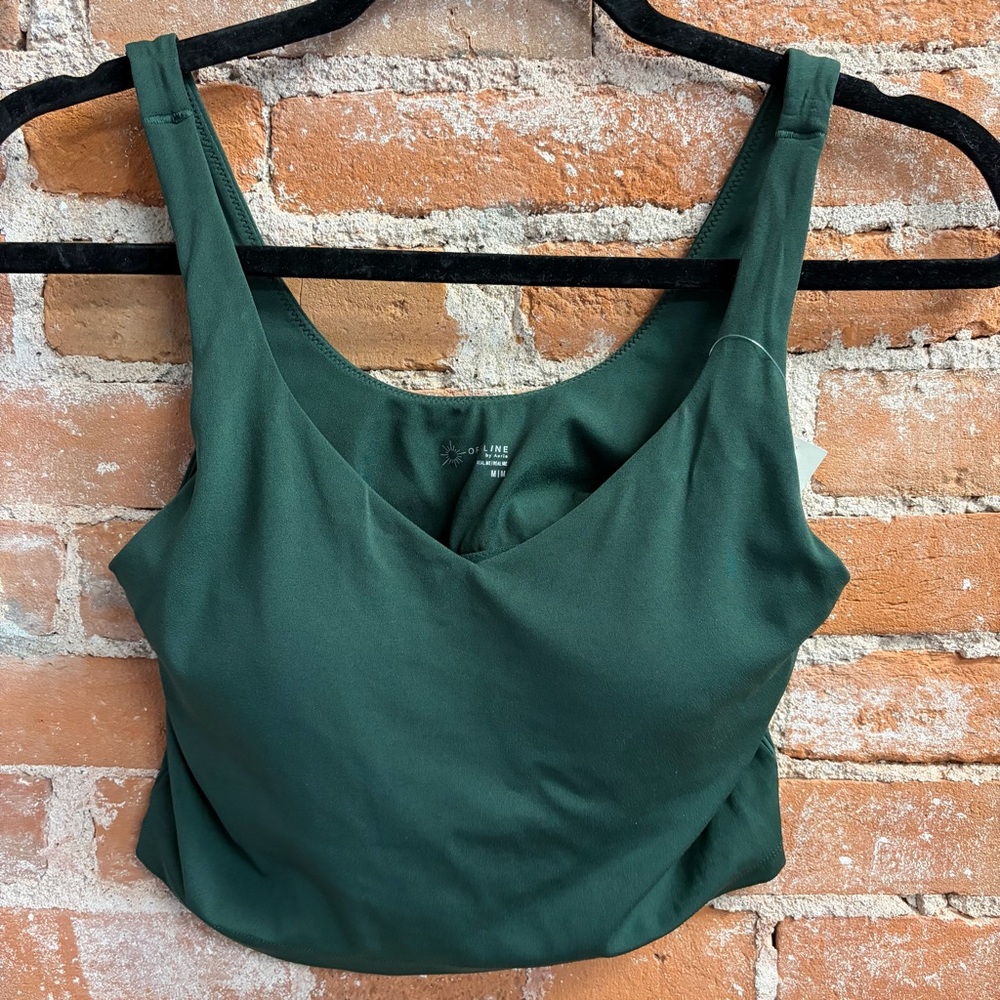 OFFLINE by Aerie Green Crop Top Workout Activewear Gymwear Women’s Medium NWT